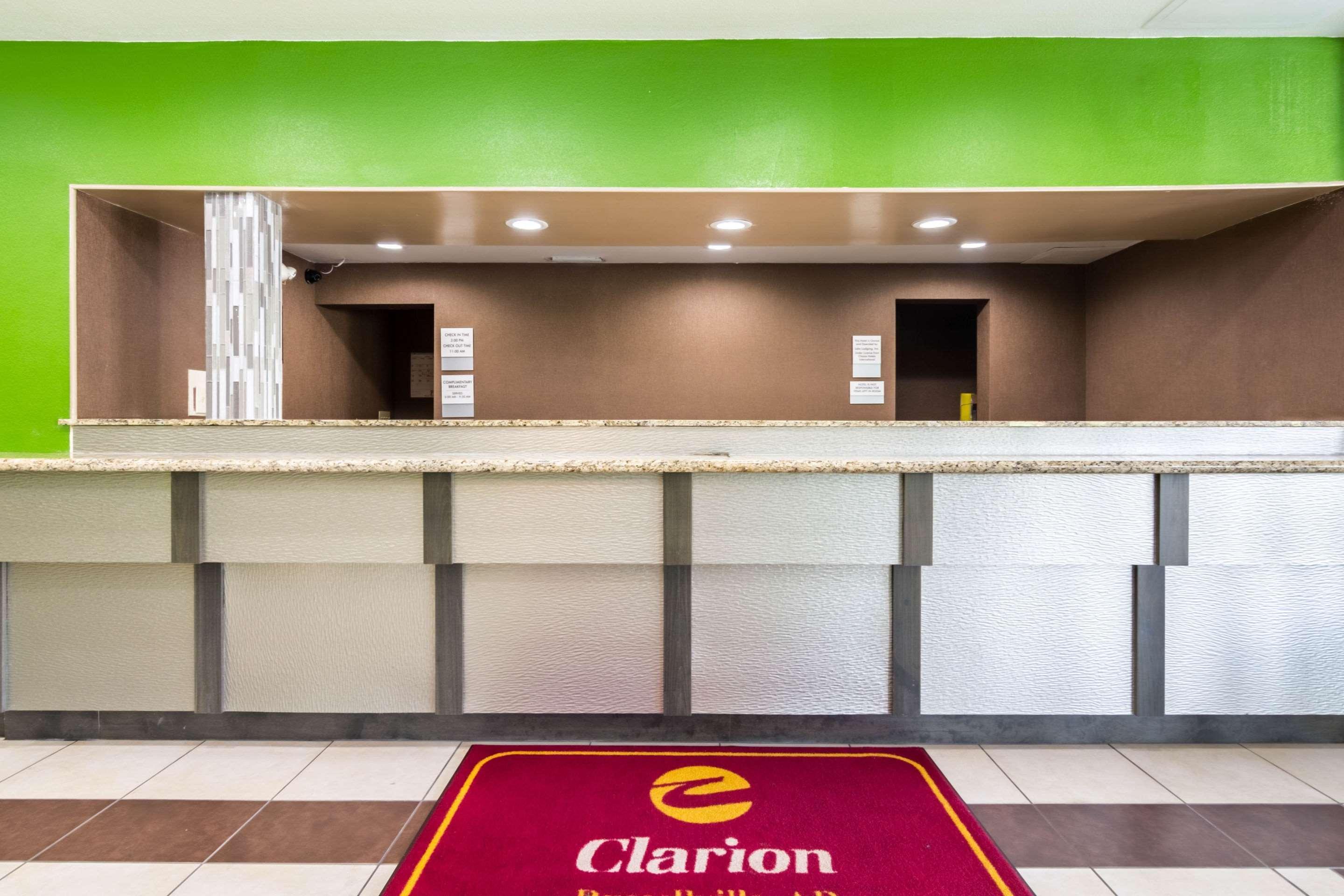 Clarion Inn & Suites Russellville I-40 Exterior photo